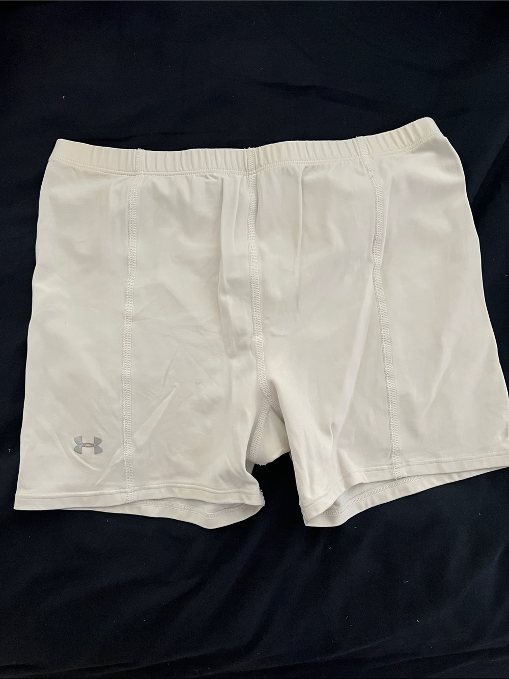 Under Armour women’s White Performance Compression Shorts